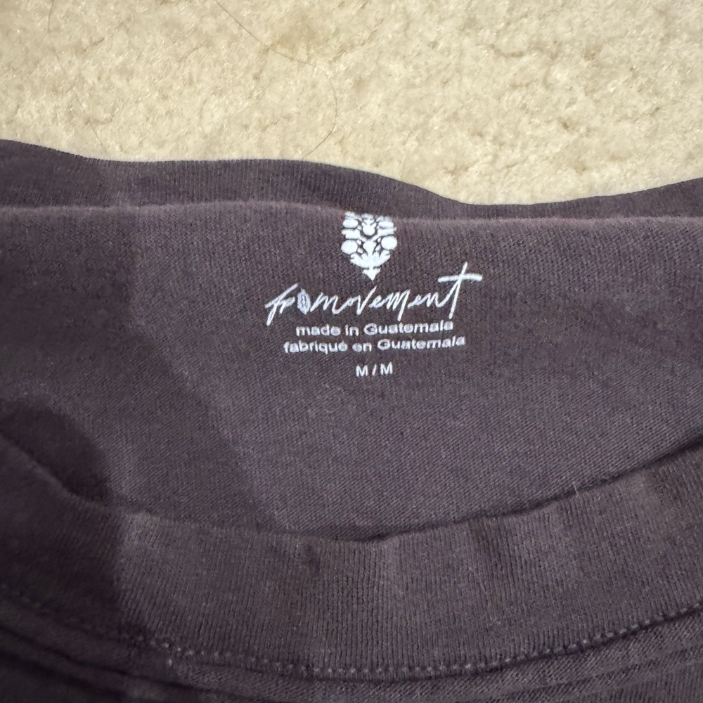 NWOT cropped tee - Picture 2 of 3
